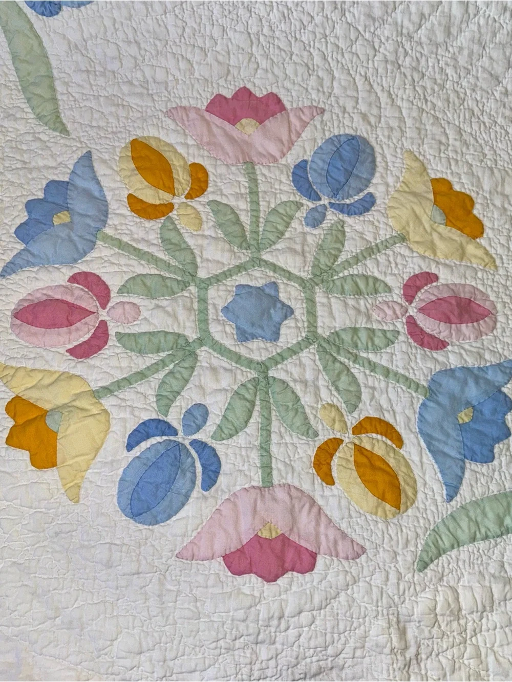 Vintage 1950’s Hand Stitched Flower Appliqué Quilt 83x72